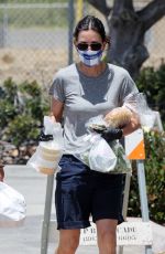 COURTENEY COX Wearing a Mask at Farmer
