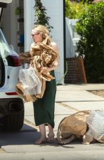 DAKOTA FANNING Moving Stuff in Los Angeles 05/07/2020