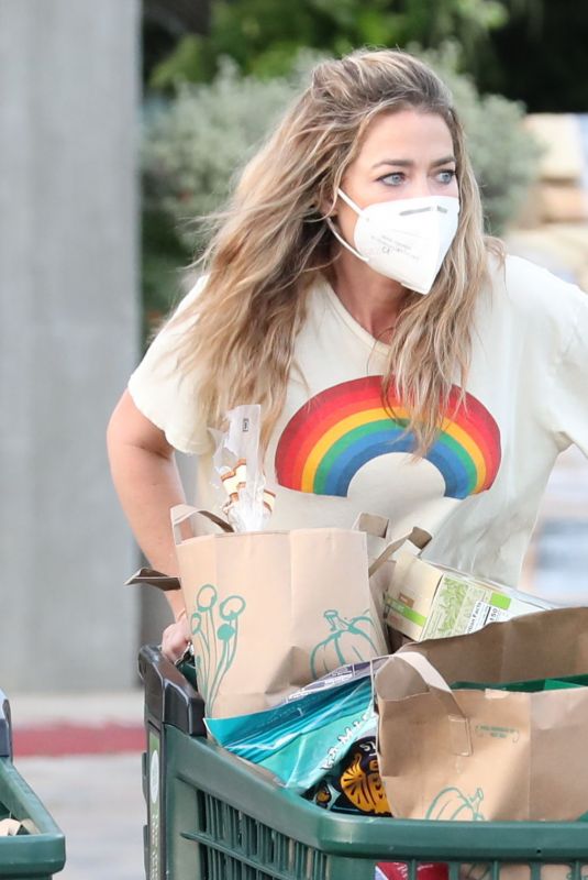 DENISE RICHARDS Out Shopping in Malibu 05/07/2020