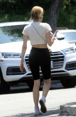 DIANE KRUGER Out Shopping in Los Angeles 05/28/2020