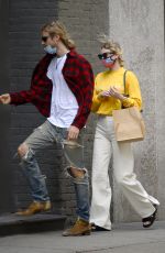 ELSA HOSK and Tom Daly Arrives at Their Apartment in New York 05/27/2019