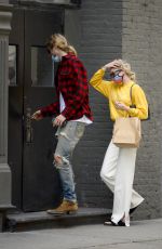 ELSA HOSK and Tom Daly Arrives at Their Apartment in New York 05/27/2019