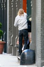 ELSA HOSK Shopping at Rrader Joe
