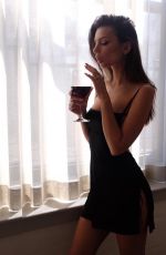 EMILY RATAJKOWSKI - Instagram Photos 05/04/2020