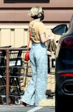 EMMA ROBERTS Out Shopping in Los Angeles 05/12/2020