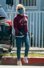 FELICITY HUFFMAN Wearing a Mask Out in Los Angeles 05/14/2020