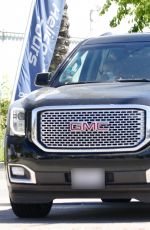 GWEN STEFANI Out Driving in Los Angeles 05/26/2020