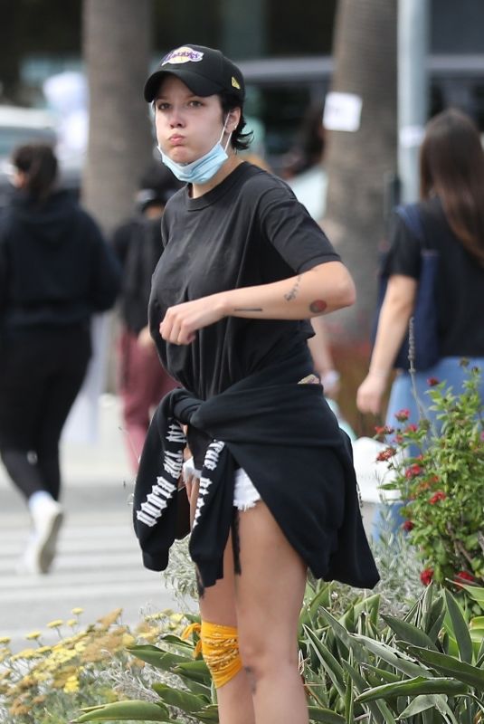 HALSEY at Black Lives Matter Rally in Los Angeles 05/30/2020