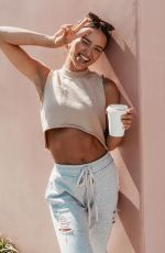HELEN OWEN - Instagram Photos 05/24/2020