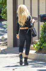 HOLLY MADISON Out and About in Los Angeles 05/14/2020