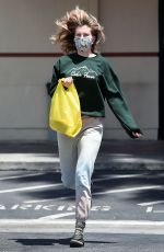 IRELAND BALDWIN Out Shopping in Los Angeles 05/19/2020