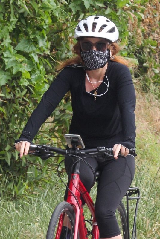 ISLA FISHER Out for Bike Ride in Los Angeles 04/30/2020