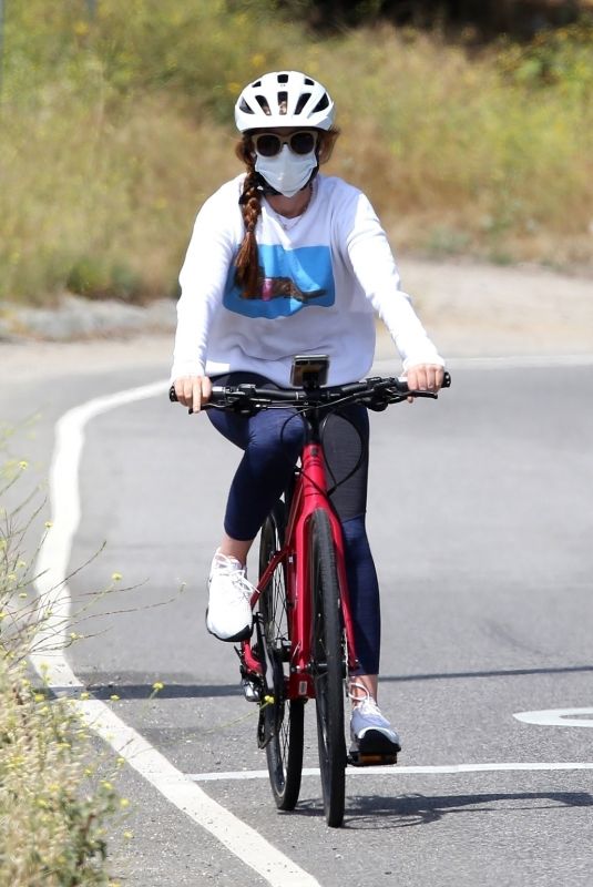 ISLA FISHER Out Riding Her Bike in Los Angeles 05/29/2020