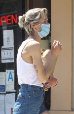 JAIME KING in Denim Shorts Leaves Liquor Store in Beverly Hills 05/11/2020