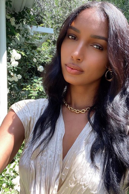 JASMINE TOOKES – TikTok Videos 05/27/2020