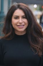 JENNIFER AYDIN Donates PPE to Lenox Hill Hospital in New York 05/05/2020