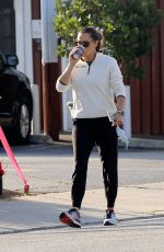 JENNIFER GARNER Out and About in Pacific Palisades 05/24/2020