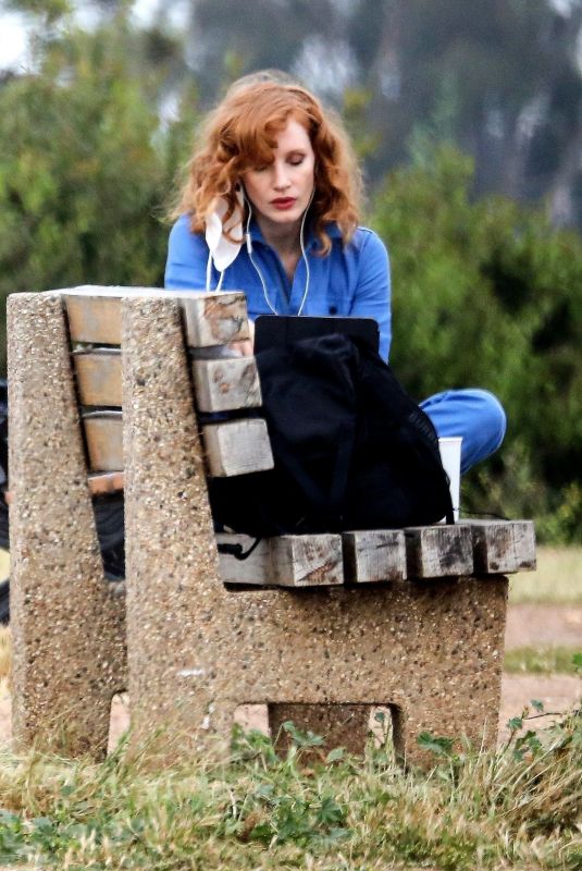 JESSICA CHASTAIN Out and About in Pacific Palisades 05/08/2020