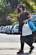 JESSIE WALLACE Wearimg Mask Out Shopping in London 05/07/2020