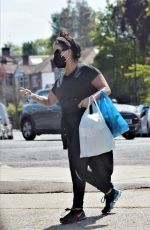 JESSIE WALLACE Wearimg Mask Out Shopping in London 05/07/2020