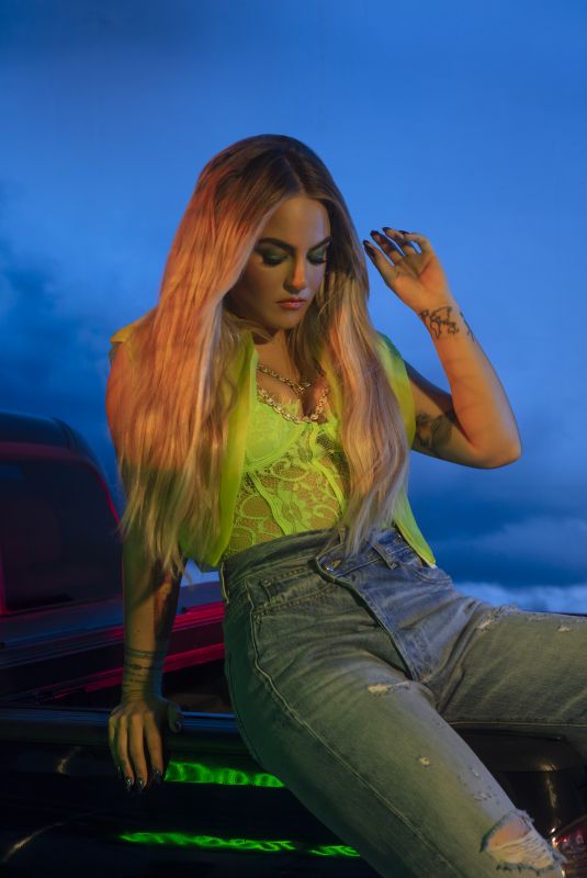 JOANNA JOJO LEVESQUE for Her Good to Know Album, 2019