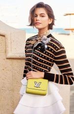 KAIA GERBER for Louis Vuitton Twist Bags for Spring 2020 Campaign
