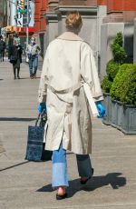KARLIE KLOSS Wearing Mask and Latex Gloves Out in New York 05/14/2020