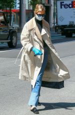 KARLIE KLOSS Wearing Mask and Latex Gloves Out in New York 05/14/2020
