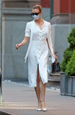 KARLIE KLOSS Wearing Mask Out in New York 05/12/2020