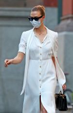 KARLIE KLOSS Wearing Mask Out in New York 05/12/2020