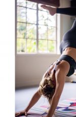 KATE HUDSON for Fabletics 04/24/2020