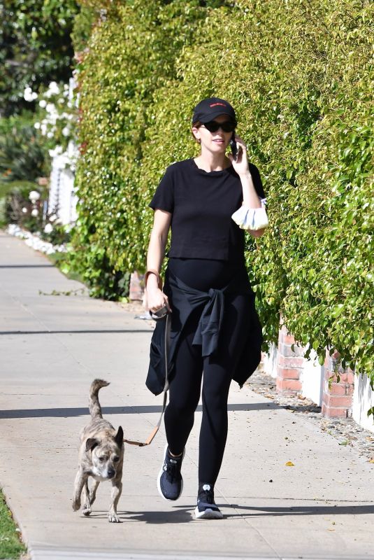 KATHERINE SCHWARZENEGEER Out with Her Dog in Brentwood 05/02/2020