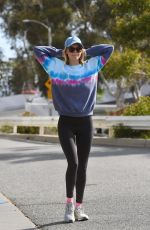 KELLY ROHRBACH Out and About in Brentwood 05/16/2020