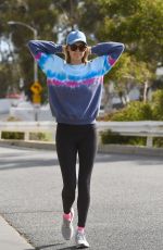 KELLY ROHRBACH Out and About in Brentwood 05/16/2020