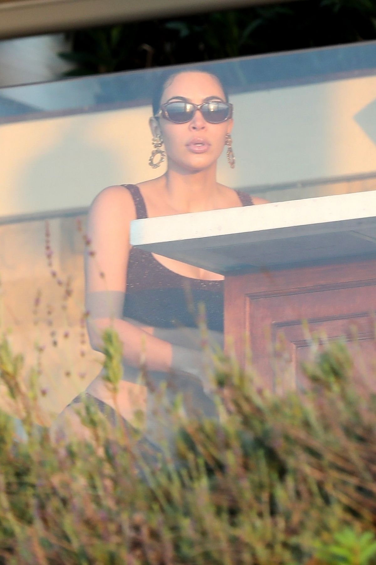 kim-kardashian-in-bikini-out-at-a-beah-in-malibu-05-05-2020-hawtcelebs