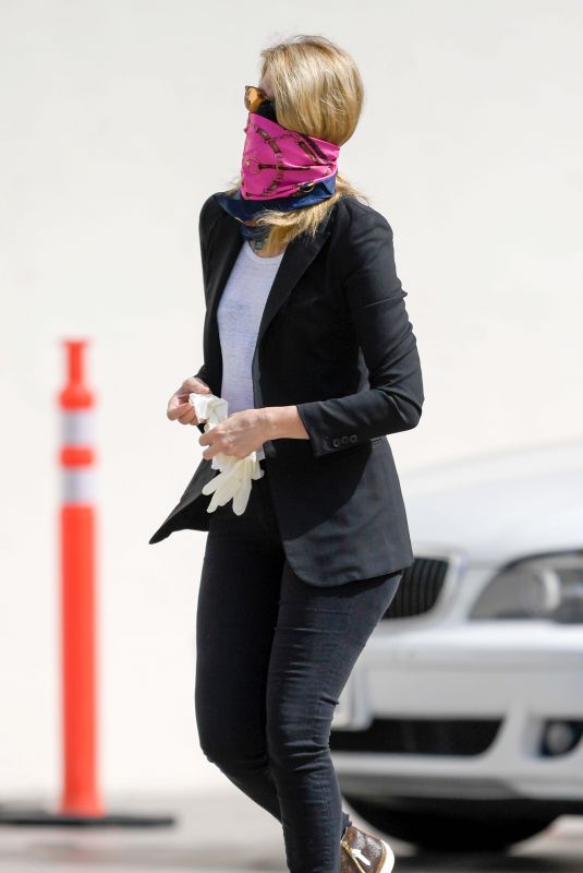 LAURA DERN Wearing Bandana Mask Out in Los Angeles 05/11/2020
