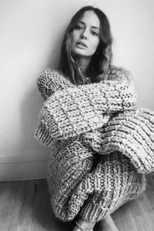 LAURA HADDOCK  – Facetime Photoshoot, 2020