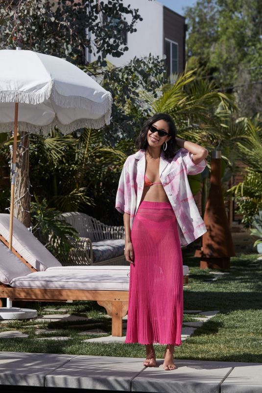 LAURA HARRIER in Architectural Digest Magazine, April 2020