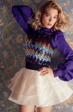 LEA SEYDOUX in Harper