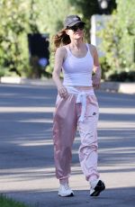 LESLIE MANN Out Hiking in Pacific Palisades 05/14/2020