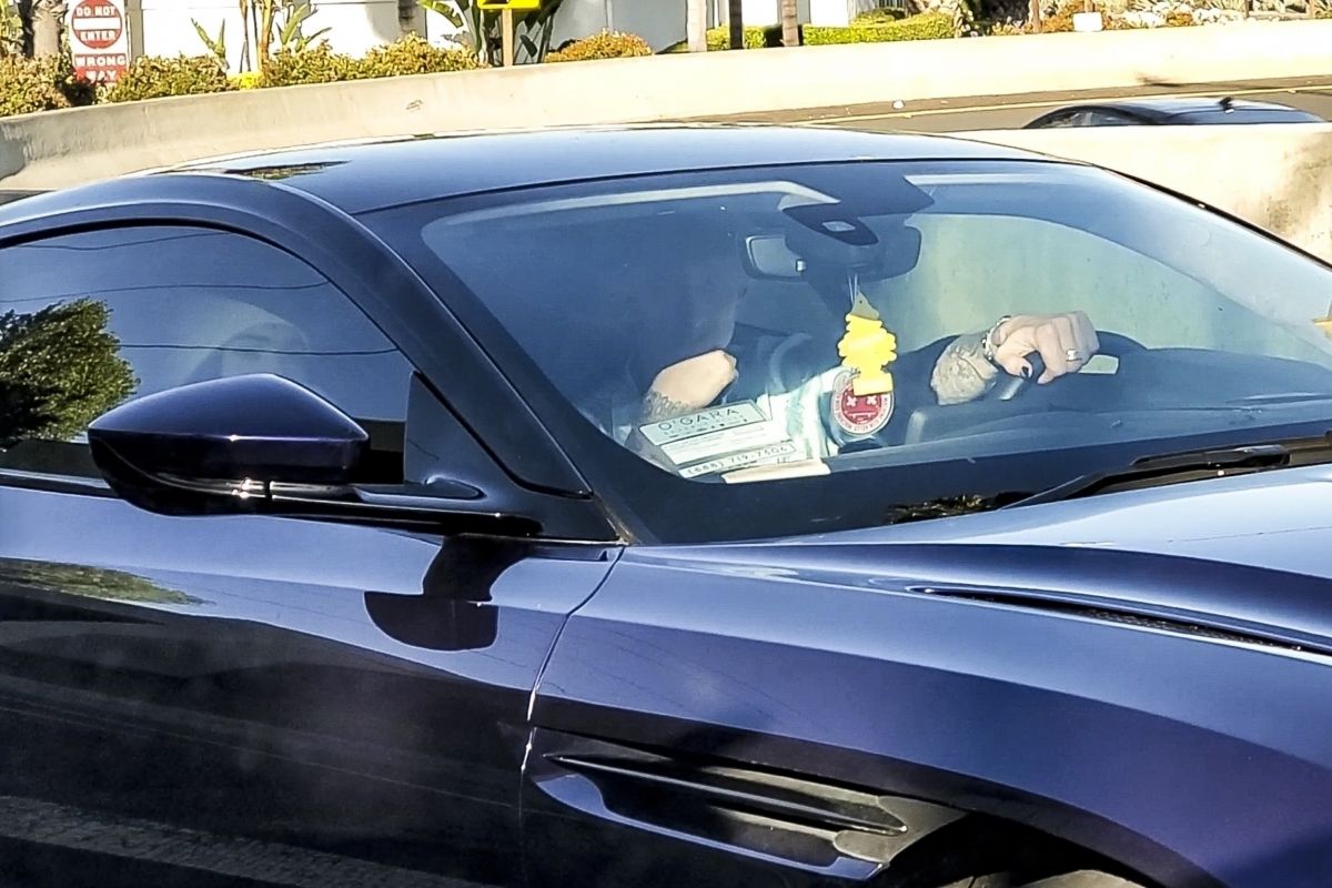 Megan Fox And Machine Gun Kelly Driving Out In Calabasas