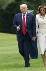 MELANIA and Donald TRUMP Returns to the White House in Washington, D.C. 05/25/2020