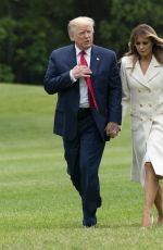 MELANIA and Donald TRUMP Returns to the White House in Washington, D.C. 05/25/2020