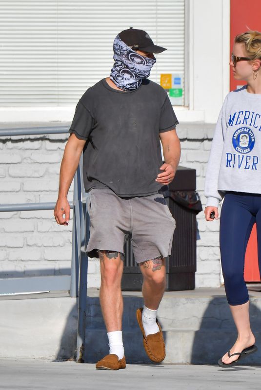 MIA GOTH and Shia Labeouf Take Their Dog to a Vet in Pasadena 05/01/2020