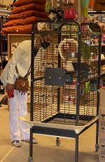 MICHELLE HUNZIKER Out Shopping in Bergamo 05/23/2020