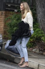 NATALIE ROSER Leaves Laura Dundovic