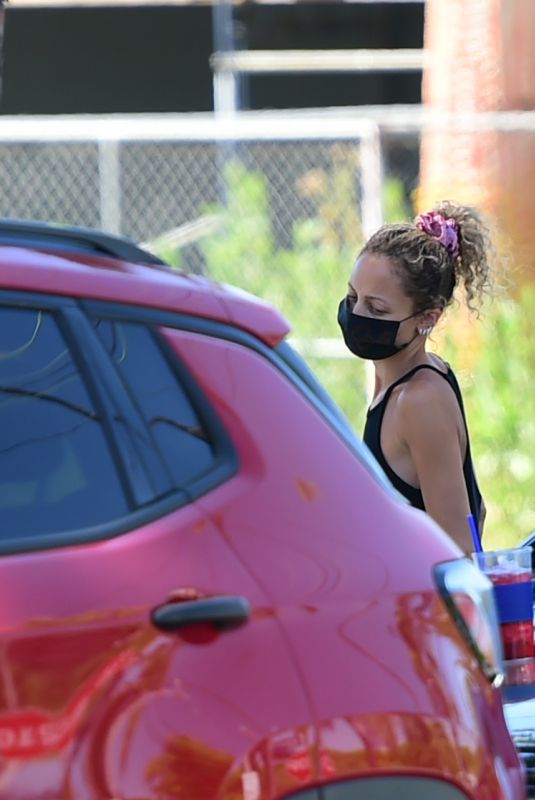 NICOLE RICHIE Wearing a Mack Out in Los Angeles 05/25/2020