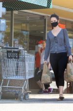 ODETTE ANNABLE Shopping at Wholes Foods in Los Angeles 05/11/2020