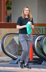 Pregnant ALICIA SILVERSTONE Out for Coffee in Los Angeles 05/09/2020