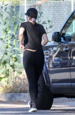Pregnant KATHERINE CHWARZENEGGER Out and About in Los Angeles 05/19/2020